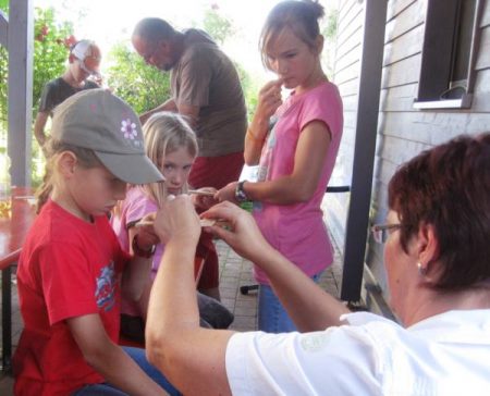 Konzentration war gefragt. Die Kinder stellten sich geschickt an.