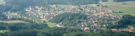 Viehberg heute: Unsere Gemeinde Ammerthal, im Vordergrund der Ortsteil Viehberg