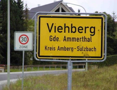 Ortsschild Viehberg